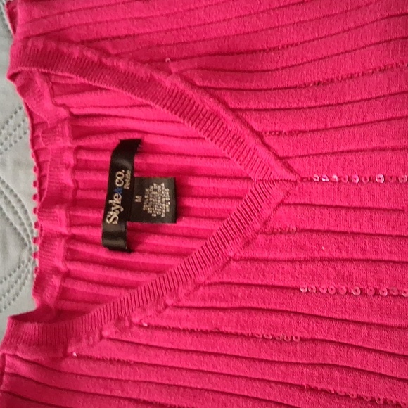 Style & Co. Women's Pink and Blue Sweater. - Picture 2 of 4